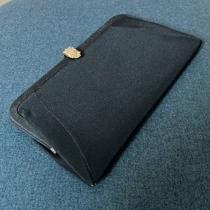 Vintage Clutch Handbag with chain handle and brass clasp, black